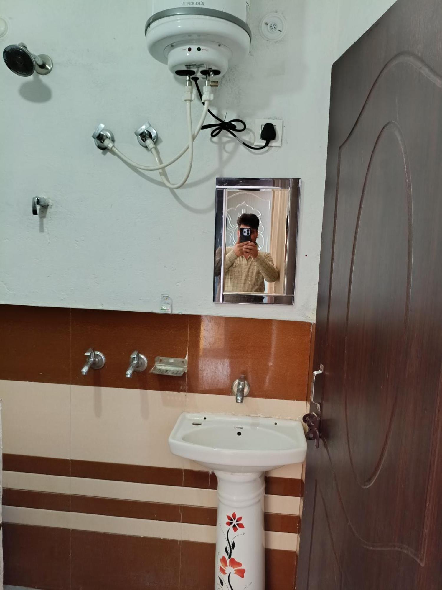 Ukhimath Mayur Homestay מראה חיצוני תמונה
